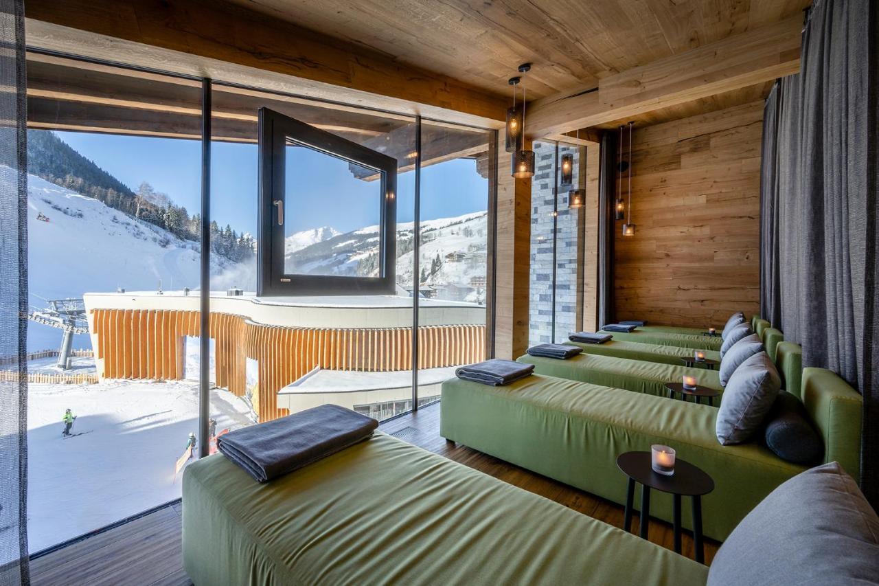 Hotel Das Zwoelferhaus Saalbach-Hinterglemm Ngoại thất bức ảnh