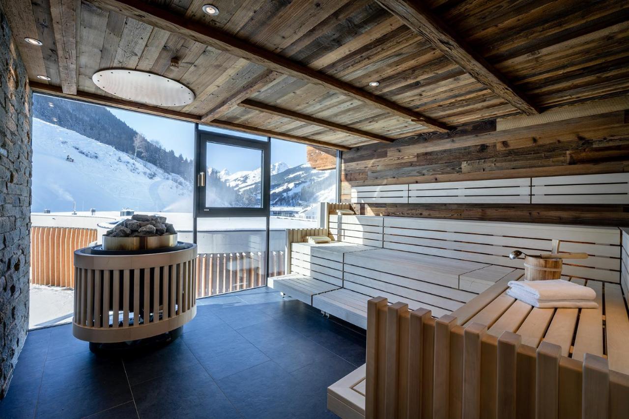 Hotel Das Zwoelferhaus Saalbach-Hinterglemm Ngoại thất bức ảnh